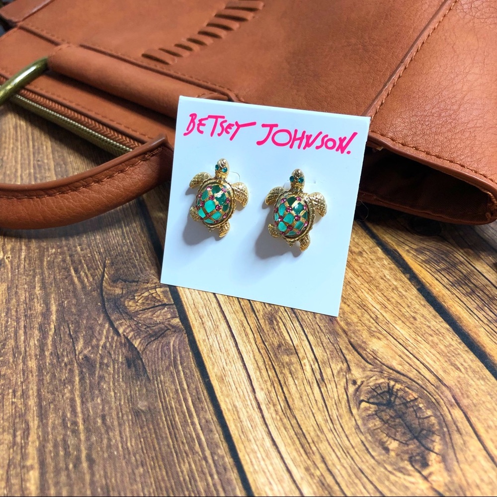 Betsey Johnson Green Turtle Earrings